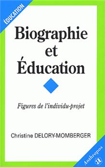BIOGRAPHIE ET EDUCATION
